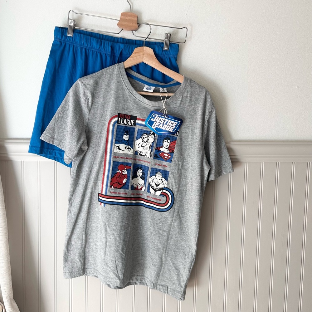 NEW Pajama Set Justice League Gray T-Shirt and Blue Shorts Set Small